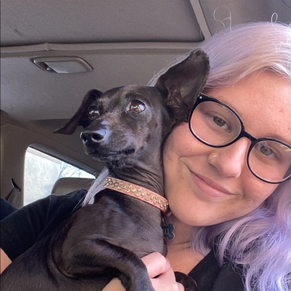 Meet Your Posher! - Picture 2 of 4